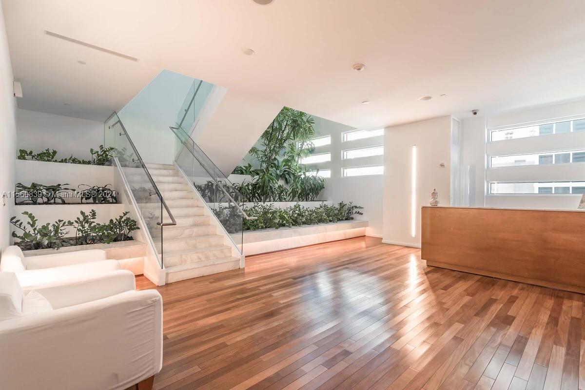 1040 Biscayne Blvd 1605, Miami, Florida 33132, 1 Bedroom Bedrooms, ,1 BathroomBathrooms,Residentiallease,For Rent,1040 Biscayne Blvd 1605,A11560839