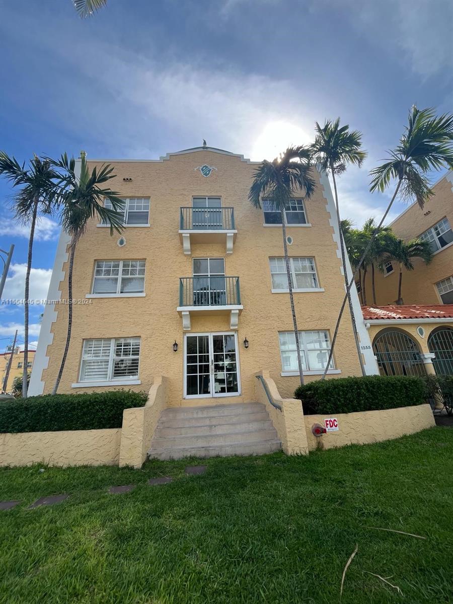 1255 Pennsylvania Ave 204, Miami Beach, Florida 33139, 1 Bedroom Bedrooms, ,1 BathroomBathrooms,Residentiallease,For Rent,1255 Pennsylvania Ave 204,A11554645