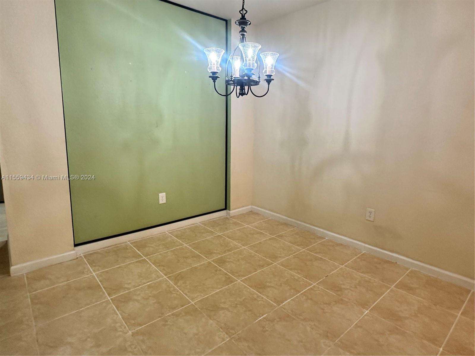 3011 NW 30th Ter 3111, Oakland Park, Florida 33311, 2 Bedrooms Bedrooms, ,2 BathroomsBathrooms,Residentiallease,For Rent,3011 NW 30th Ter 3111,A11559434