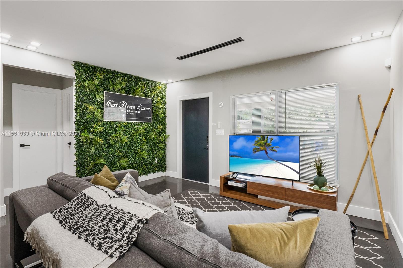 5530 NW 5th Ave, Miami, Florida 33127, 4 Bedrooms Bedrooms, ,3 BathroomsBathrooms,Residentiallease,For Rent,5530 NW 5th Ave,A11561039