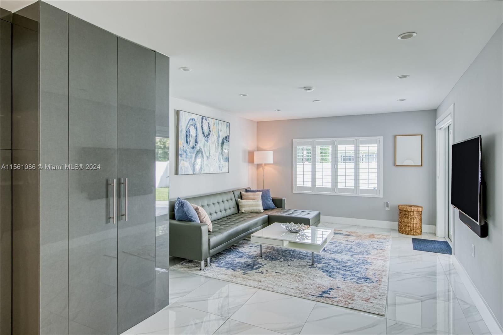 1239 Washington St 1239, Hollywood, Florida 33019, 3 Bedrooms Bedrooms, ,2 BathroomsBathrooms,Residentiallease,For Rent,1239 Washington St 1239,A11561086