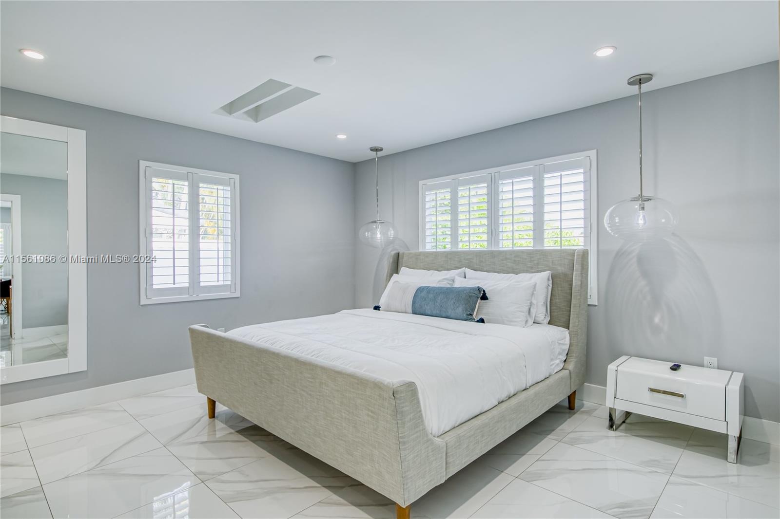 1239 Washington St 1239, Hollywood, Florida 33019, 3 Bedrooms Bedrooms, ,2 BathroomsBathrooms,Residentiallease,For Rent,1239 Washington St 1239,A11561086