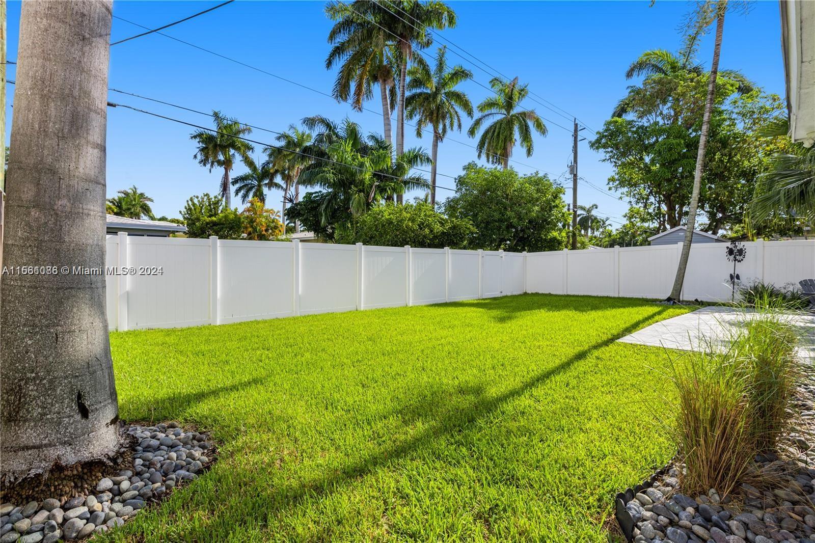 1239 Washington St 1239, Hollywood, Florida 33019, 3 Bedrooms Bedrooms, ,2 BathroomsBathrooms,Residentiallease,For Rent,1239 Washington St 1239,A11561086