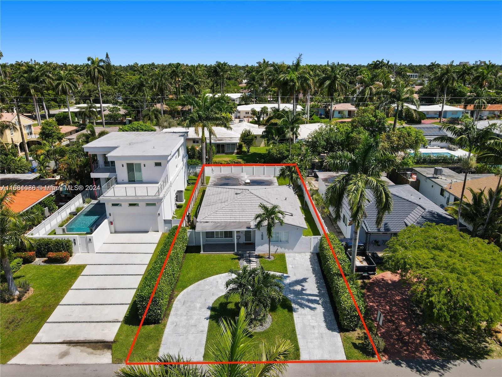 1239 Washington St 1239, Hollywood, Florida 33019, 3 Bedrooms Bedrooms, ,2 BathroomsBathrooms,Residentiallease,For Rent,1239 Washington St 1239,A11561086