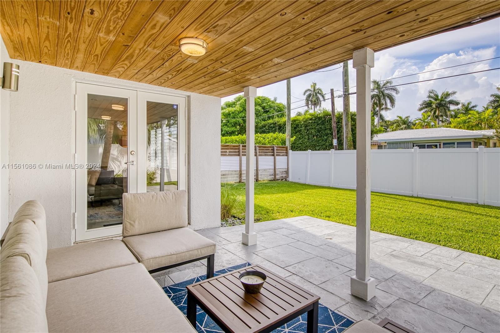 1239 Washington St 1239, Hollywood, Florida 33019, 3 Bedrooms Bedrooms, ,2 BathroomsBathrooms,Residentiallease,For Rent,1239 Washington St 1239,A11561086