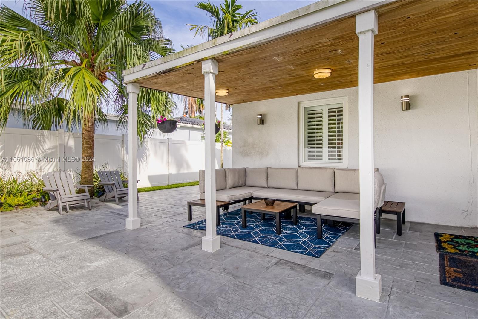 1239 Washington St 1239, Hollywood, Florida 33019, 3 Bedrooms Bedrooms, ,2 BathroomsBathrooms,Residentiallease,For Rent,1239 Washington St 1239,A11561086