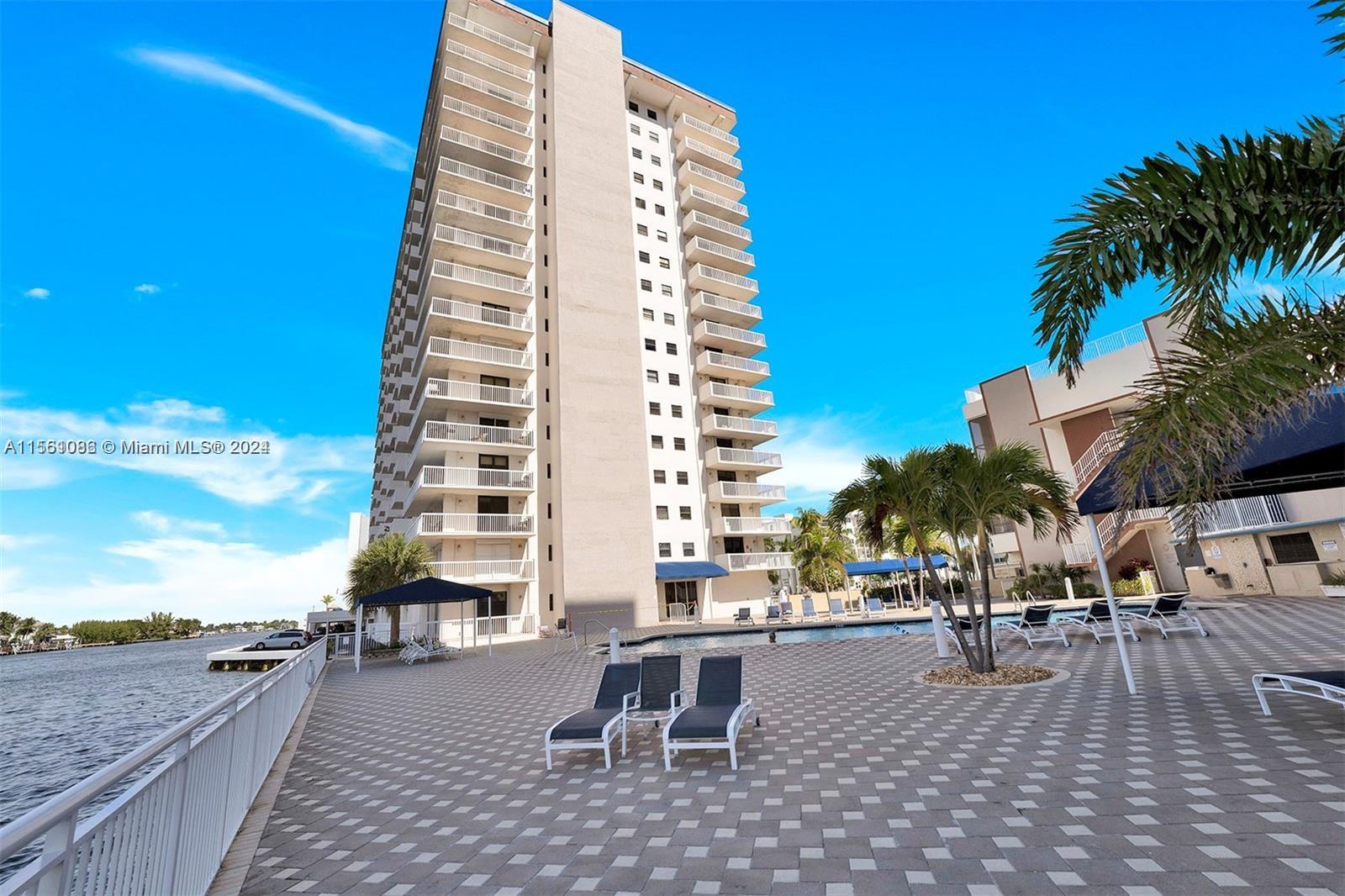 1239 Washington St 1239, Hollywood, Florida 33019, 3 Bedrooms Bedrooms, ,2 BathroomsBathrooms,Residentiallease,For Rent,1239 Washington St 1239,A11561086