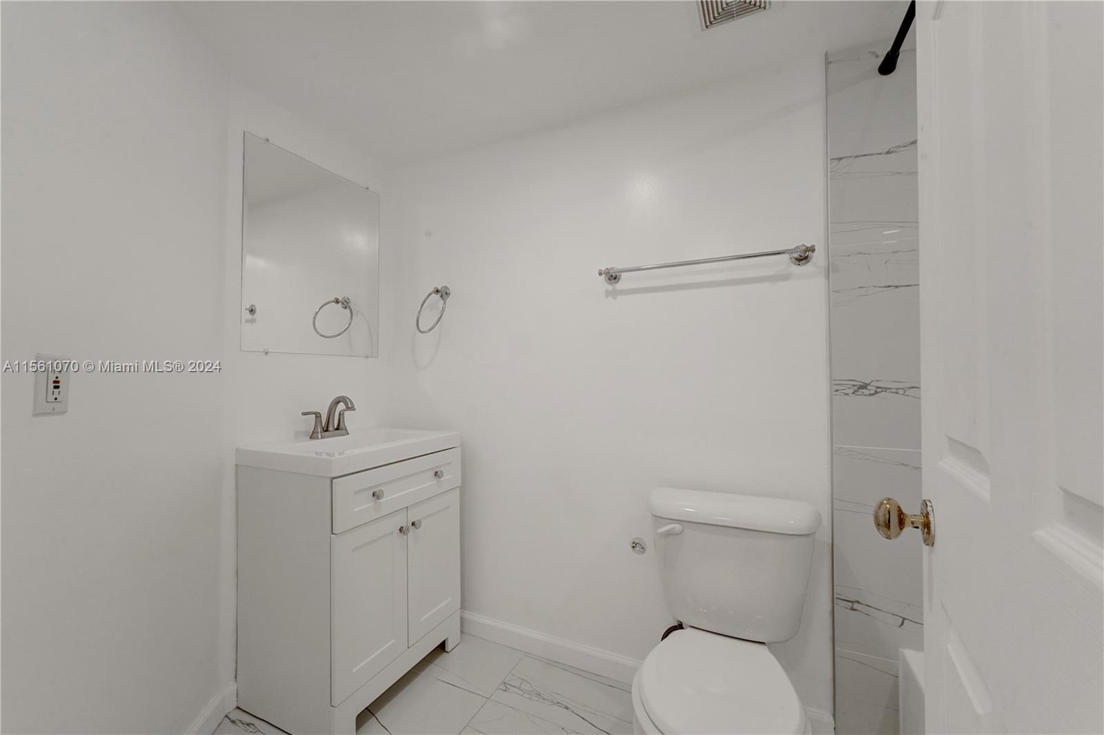 2415 NW 16th St Rd 516, Miami, Florida 33125, 2 Bedrooms Bedrooms, ,2 BathroomsBathrooms,Residential,For Sale,2415 NW 16th St Rd 516,A11561070
