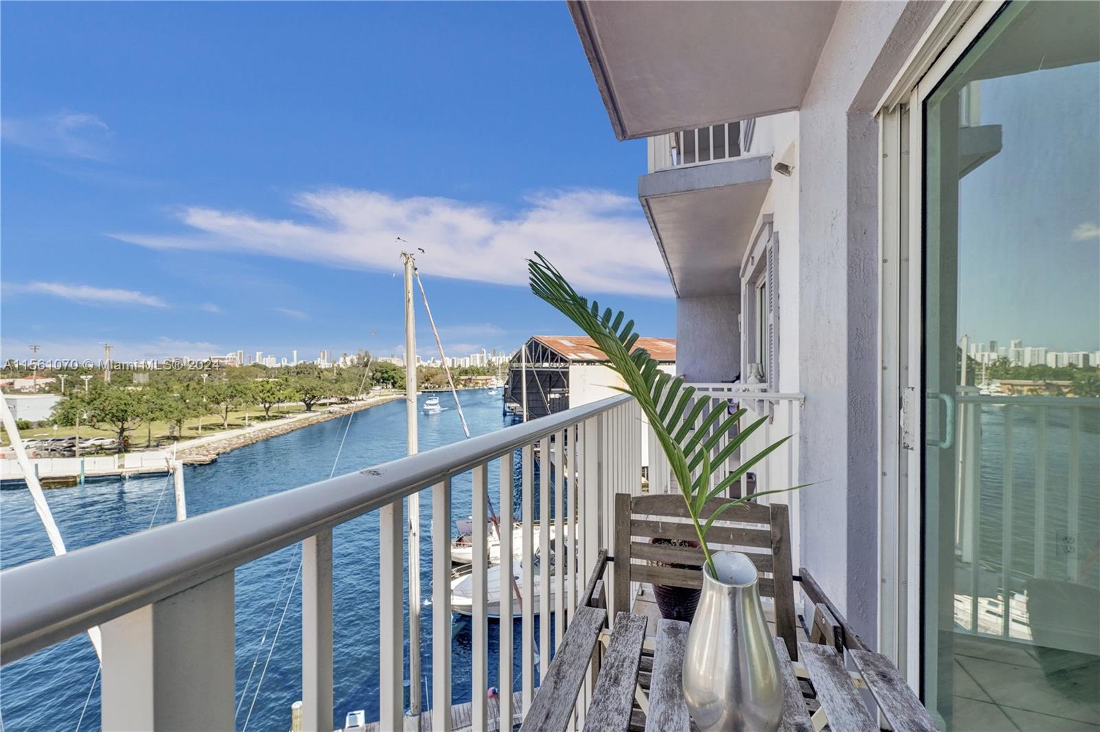 2415 NW 16th St Rd 516, Miami, Florida 33125, 2 Bedrooms Bedrooms, ,2 BathroomsBathrooms,Residential,For Sale,2415 NW 16th St Rd 516,A11561070