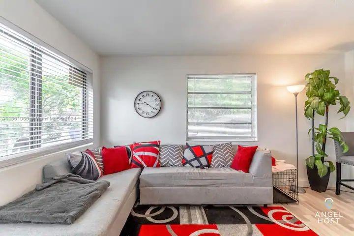 45 NW 41st St 1, Miami, Florida 33127, 2 Bedrooms Bedrooms, ,1 BathroomBathrooms,Residentiallease,For Rent,45 NW 41st St 1,A11561059