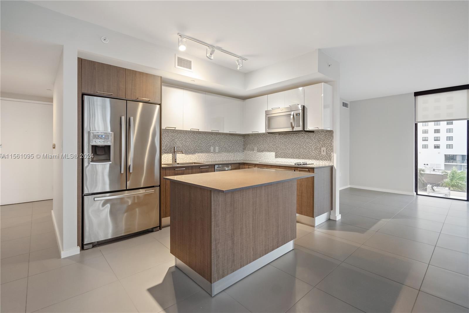 5252 NW 85th Ave 311, Doral, Florida 33166, 2 Bedrooms Bedrooms, ,2 BathroomsBathrooms,Residential,For Sale,5252 NW 85th Ave 311,A11561095