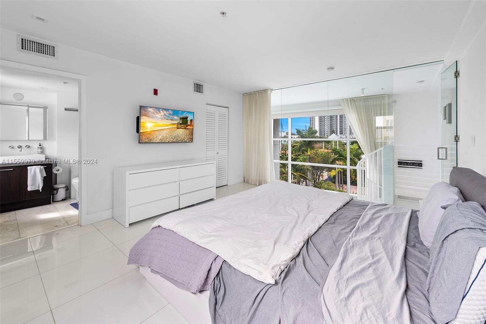 401 Jefferson Ave 5, Miami Beach, Florida 33139, 1 Bedroom Bedrooms, ,1 BathroomBathrooms,Residential,For Sale,401 Jefferson Ave 5,A11559979