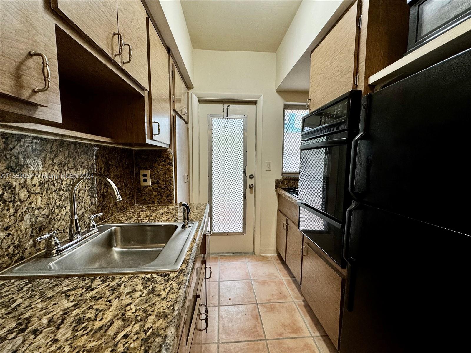 1050 Pennsylvania Ave 11, Miami Beach, Florida 33139, ,1 BathroomBathrooms,Residentiallease,For Rent,1050 Pennsylvania Ave 11,A11559987