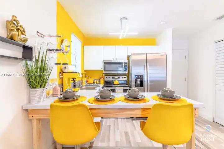 45 NW 41st St 3, Miami, Florida 33127, 2 Bedrooms Bedrooms, ,1 BathroomBathrooms,Residentiallease,For Rent,45 NW 41st St 3,A11561109