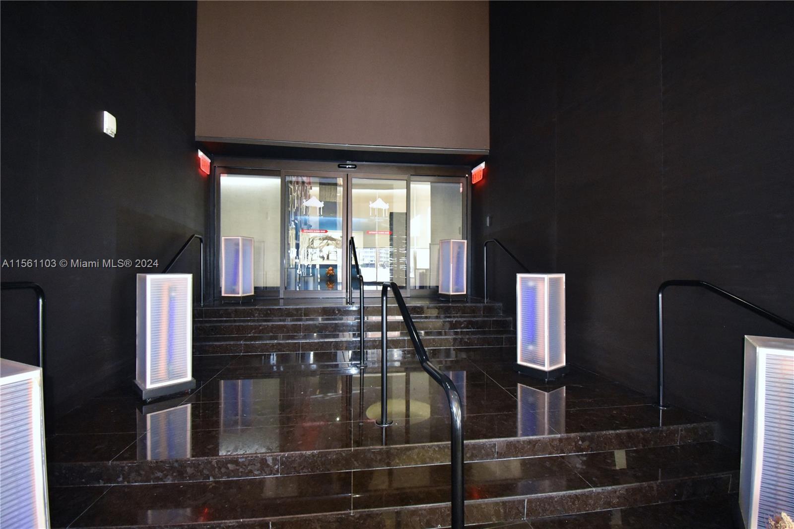 1850 S Ocean Dr 3706, Hallandale Beach, Florida 33009, 2 Bedrooms Bedrooms, ,1 BathroomBathrooms,Residentiallease,For Rent,1850 S Ocean Dr 3706,A11561103