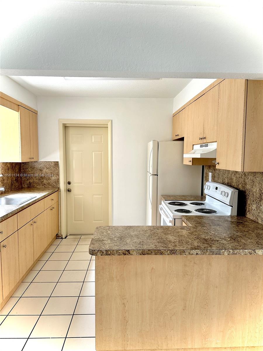 3034 SW 7th St 0, Miami, Florida 33135, 2 Bedrooms Bedrooms, ,1 BathroomBathrooms,Residentiallease,For Rent,3034 SW 7th St 0,A11561134