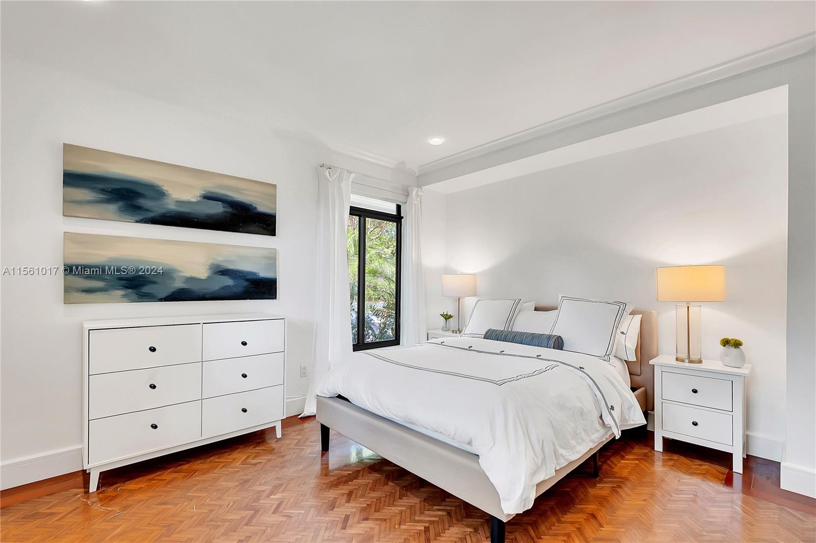 3425 Alhambra Cir, Coral Gables, Florida 33134, 4 Bedrooms Bedrooms, ,4 BathroomsBathrooms,Residentiallease,For Rent,3425 Alhambra Cir,A11561017