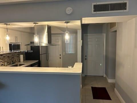 1333 E Hallandale Beach Blvd 206, Hallandale Beach, Florida 33009, 1 Bedroom Bedrooms, ,1 BathroomBathrooms,Residentiallease,For Rent,1333 E Hallandale Beach Blvd 206,A11560988