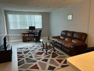 1333 E Hallandale Beach Blvd 206, Hallandale Beach, Florida 33009, 1 Bedroom Bedrooms, ,1 BathroomBathrooms,Residentiallease,For Rent,1333 E Hallandale Beach Blvd 206,A11560988