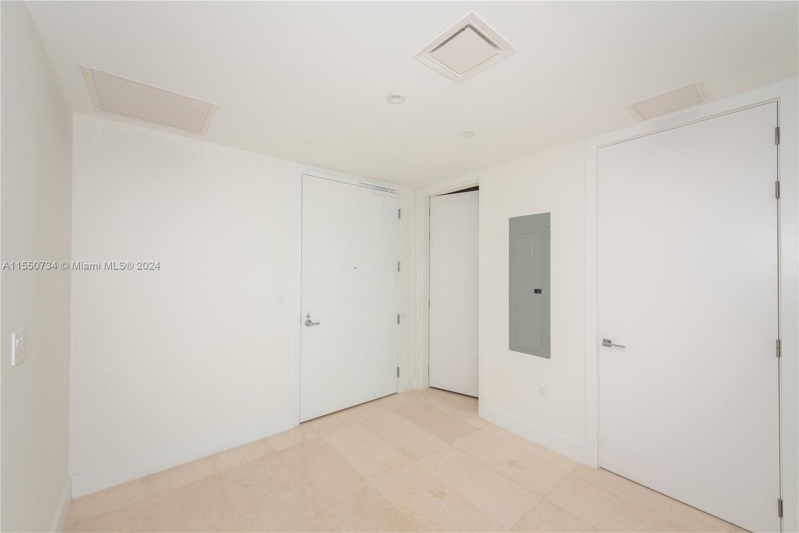 700 NE 26th ter 903, Miami, Florida 33137, 2 Bedrooms Bedrooms, ,2 BathroomsBathrooms,Residentiallease,For Rent,700 NE 26th ter 903,A11550734