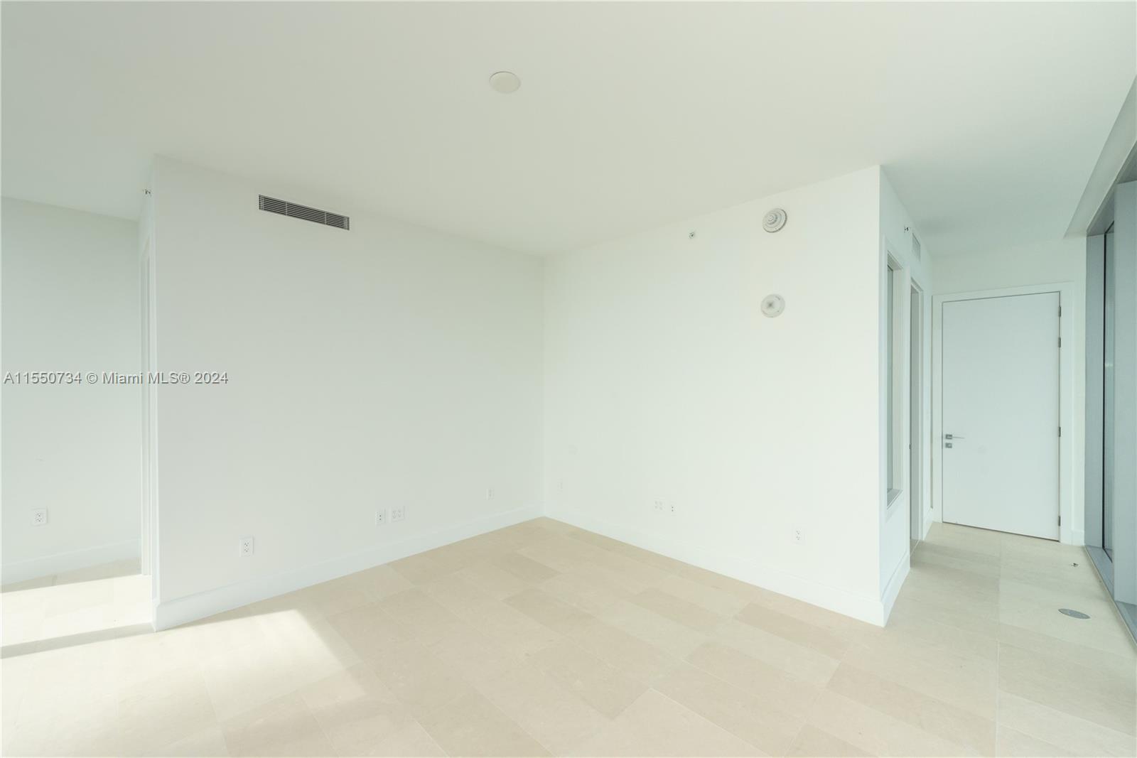 700 NE 26th ter 903, Miami, Florida 33137, 2 Bedrooms Bedrooms, ,2 BathroomsBathrooms,Residentiallease,For Rent,700 NE 26th ter 903,A11550734