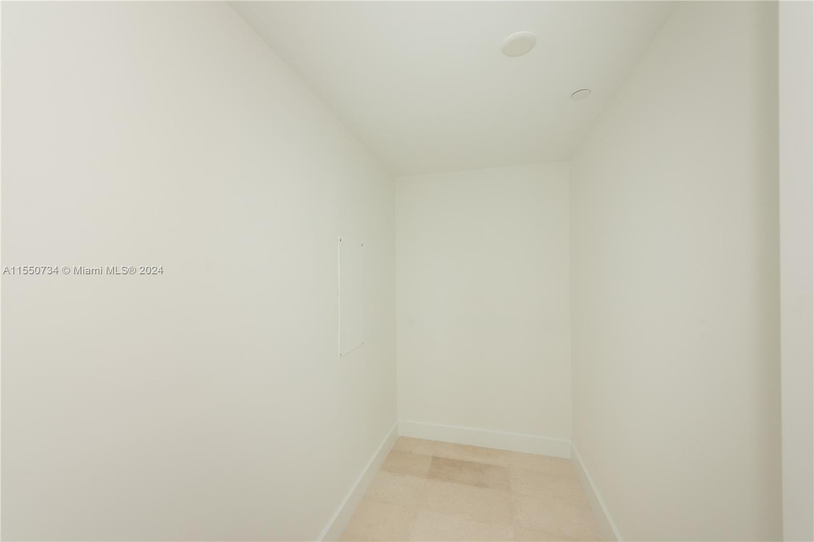 700 NE 26th ter 903, Miami, Florida 33137, 2 Bedrooms Bedrooms, ,2 BathroomsBathrooms,Residentiallease,For Rent,700 NE 26th ter 903,A11550734