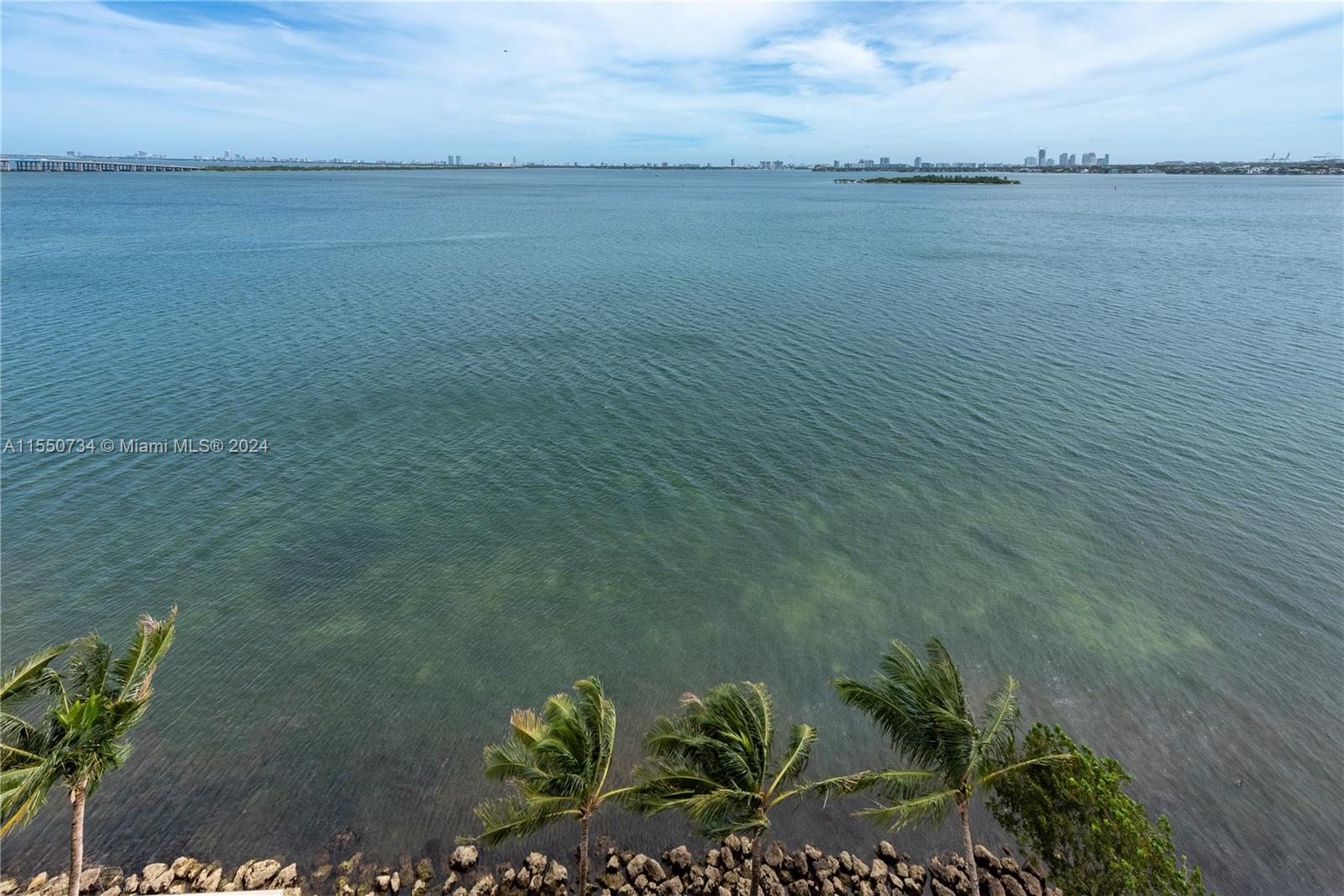 700 NE 26th ter 903, Miami, Florida 33137, 2 Bedrooms Bedrooms, ,2 BathroomsBathrooms,Residentiallease,For Rent,700 NE 26th ter 903,A11550734