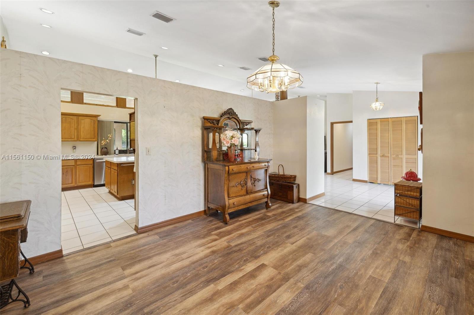 16860 SW 274th St, Homestead, Florida 33031, 4 Bedrooms Bedrooms, ,2 BathroomsBathrooms,Residential,For Sale,16860 SW 274th St,A11561150