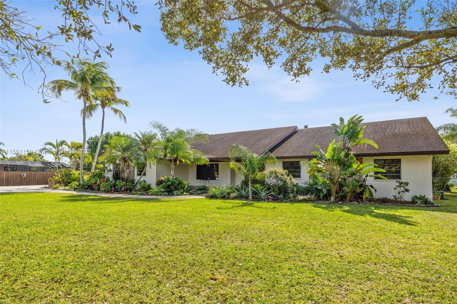 16860 SW 274th St, Homestead, Florida 33031, 4 Bedrooms Bedrooms, ,2 BathroomsBathrooms,Residential,For Sale,16860 SW 274th St,A11561150