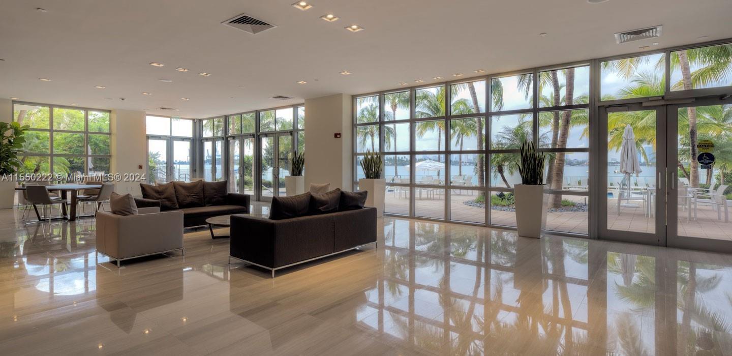 1330 West Ave 806, Miami Beach, Florida 33139, 2 Bedrooms Bedrooms, ,2 BathroomsBathrooms,Residentiallease,For Rent,1330 West Ave 806,A11550222