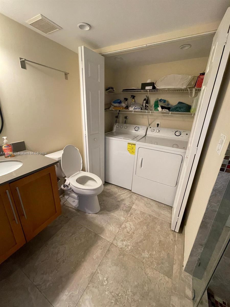 3500 Mystic Pointe Dr 2305, Aventura, Florida 33180, 2 Bedrooms Bedrooms, ,2 BathroomsBathrooms,Residentiallease,For Rent,3500 Mystic Pointe Dr 2305,A11559833