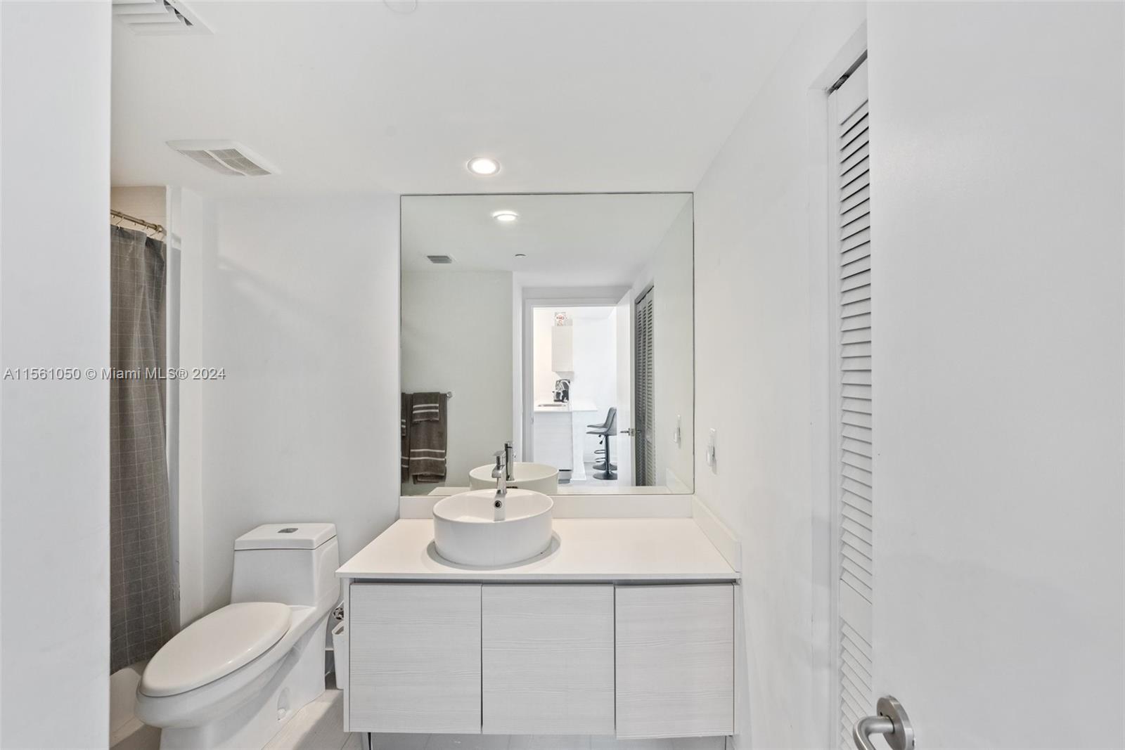 4250 Biscayne Blvd 1003, Miami, Florida 33137, ,1 BathroomBathrooms,Residentiallease,For Rent,4250 Biscayne Blvd 1003,A11561050