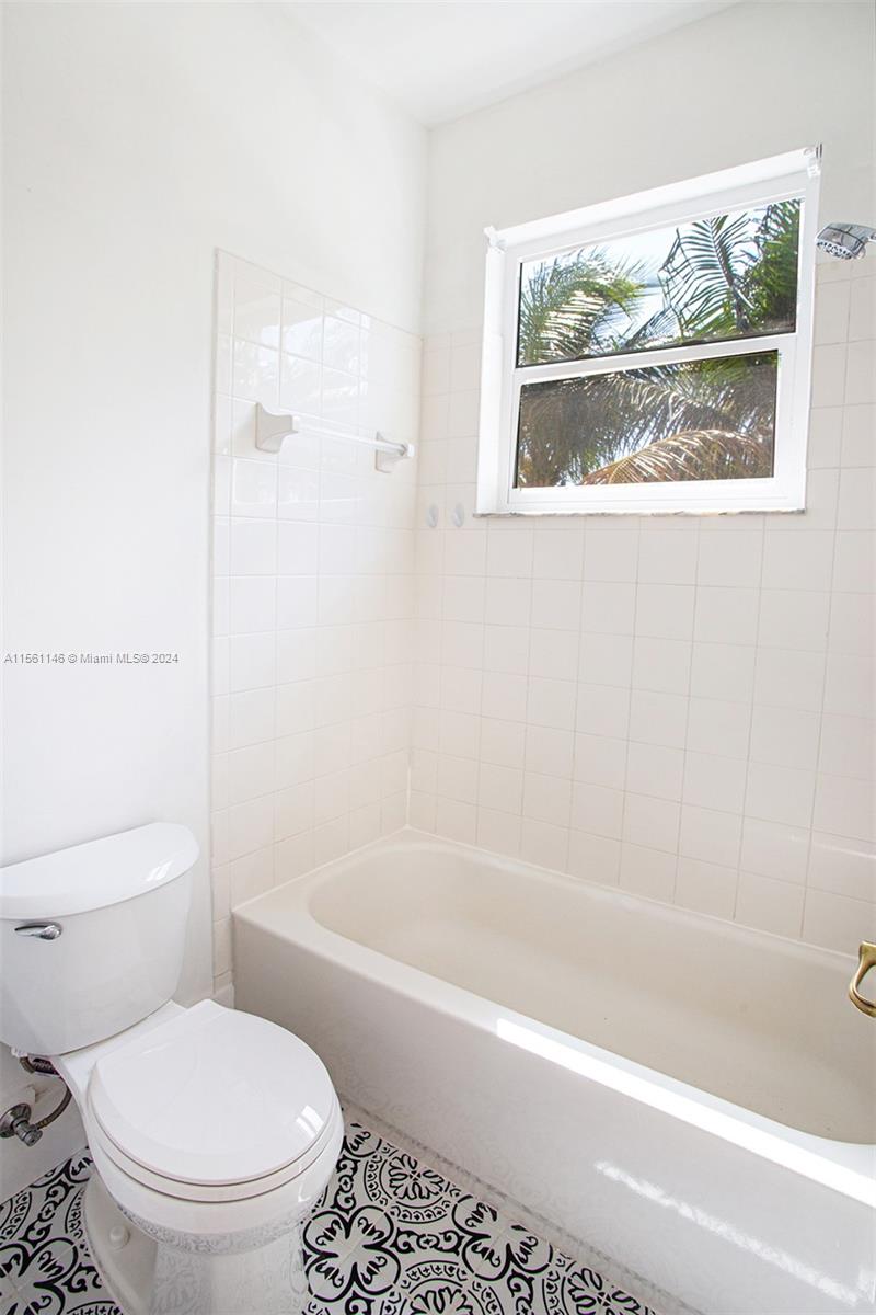 4234 NE 9th St 4234, Homestead, Florida 33033, 4 Bedrooms Bedrooms, ,3 BathroomsBathrooms,Residentiallease,For Rent,4234 NE 9th St 4234,A11561146