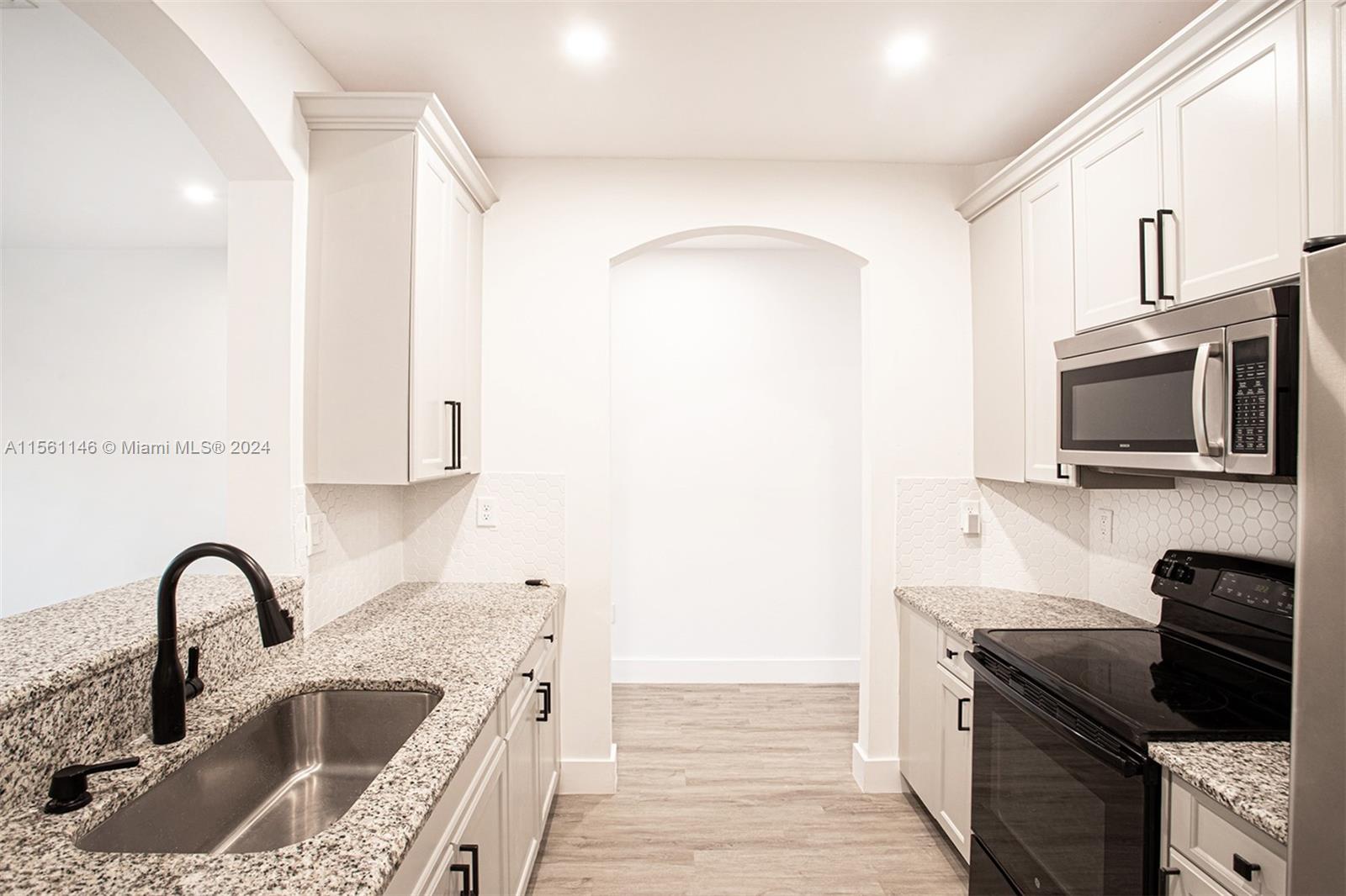 4234 NE 9th St 4234, Homestead, Florida 33033, 4 Bedrooms Bedrooms, ,3 BathroomsBathrooms,Residentiallease,For Rent,4234 NE 9th St 4234,A11561146