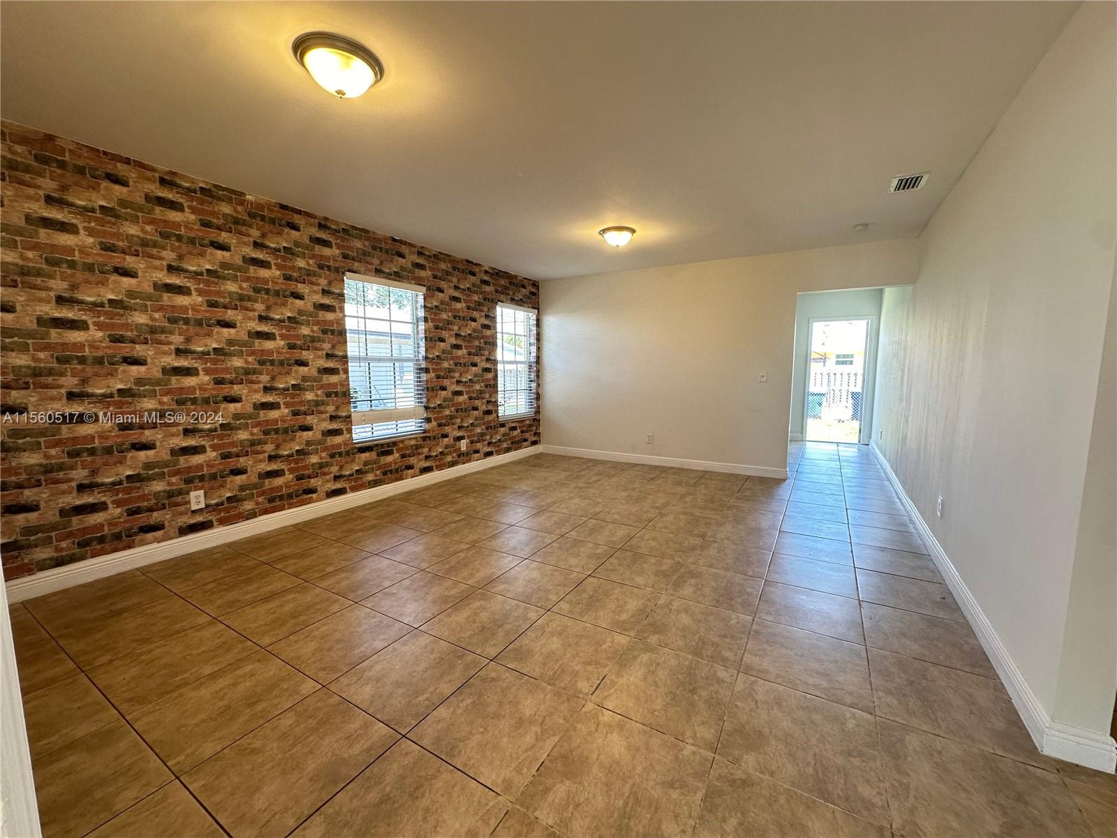 2235 Farragut St, Hollywood, Florida 33020, 3 Bedrooms Bedrooms, ,2 BathroomsBathrooms,Residentiallease,For Rent,2235 Farragut St,A11560517