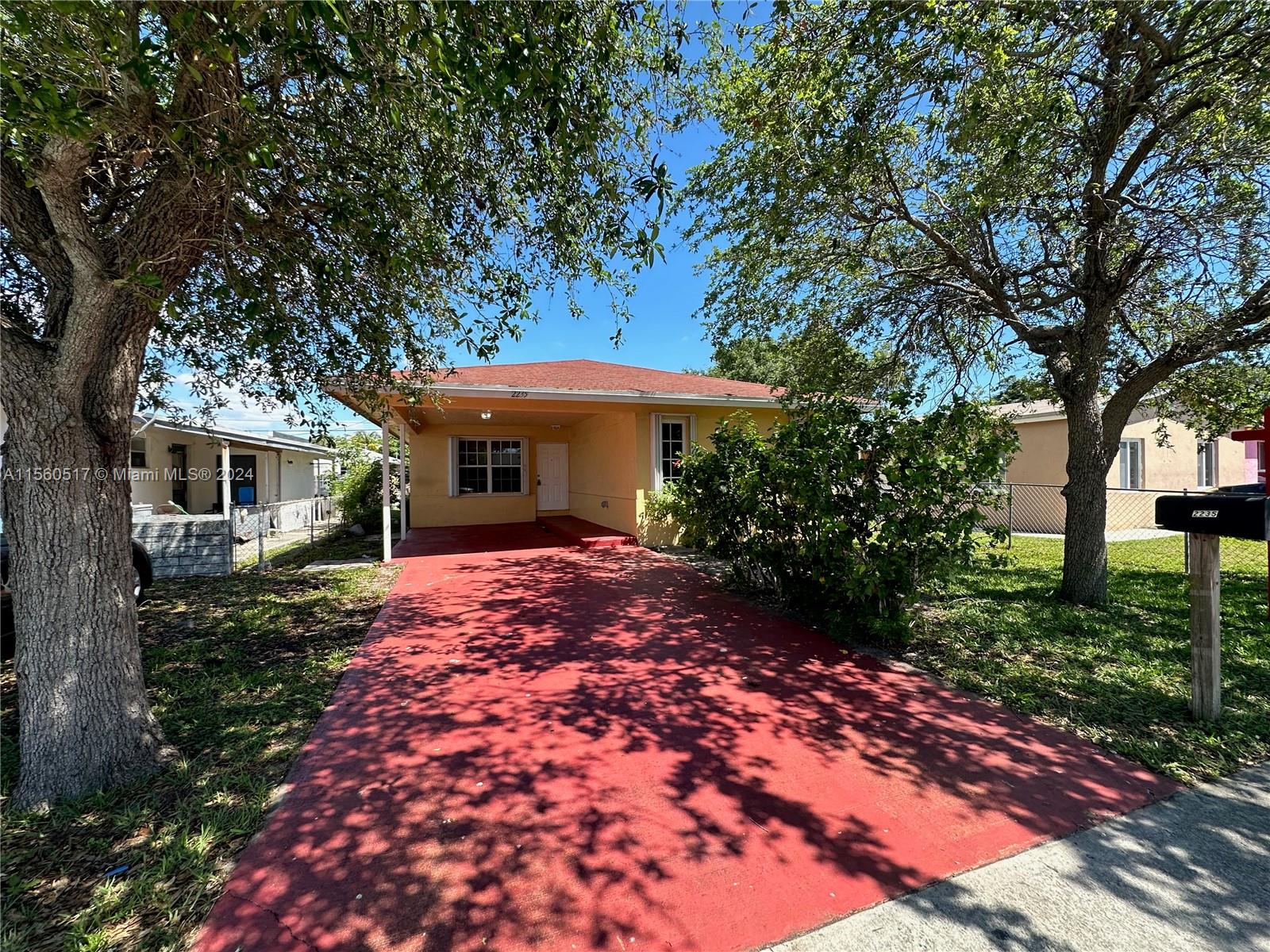 2235 Farragut St, Hollywood, Florida 33020, 3 Bedrooms Bedrooms, ,2 BathroomsBathrooms,Residentiallease,For Rent,2235 Farragut St,A11560517