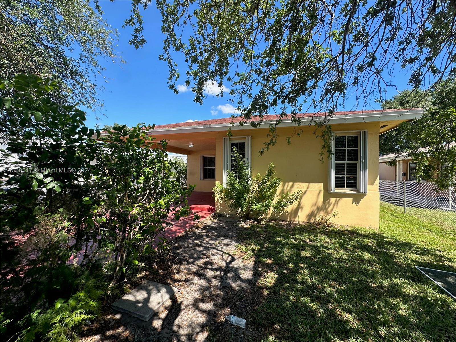 2235 Farragut St, Hollywood, Florida 33020, 3 Bedrooms Bedrooms, ,2 BathroomsBathrooms,Residentiallease,For Rent,2235 Farragut St,A11560517
