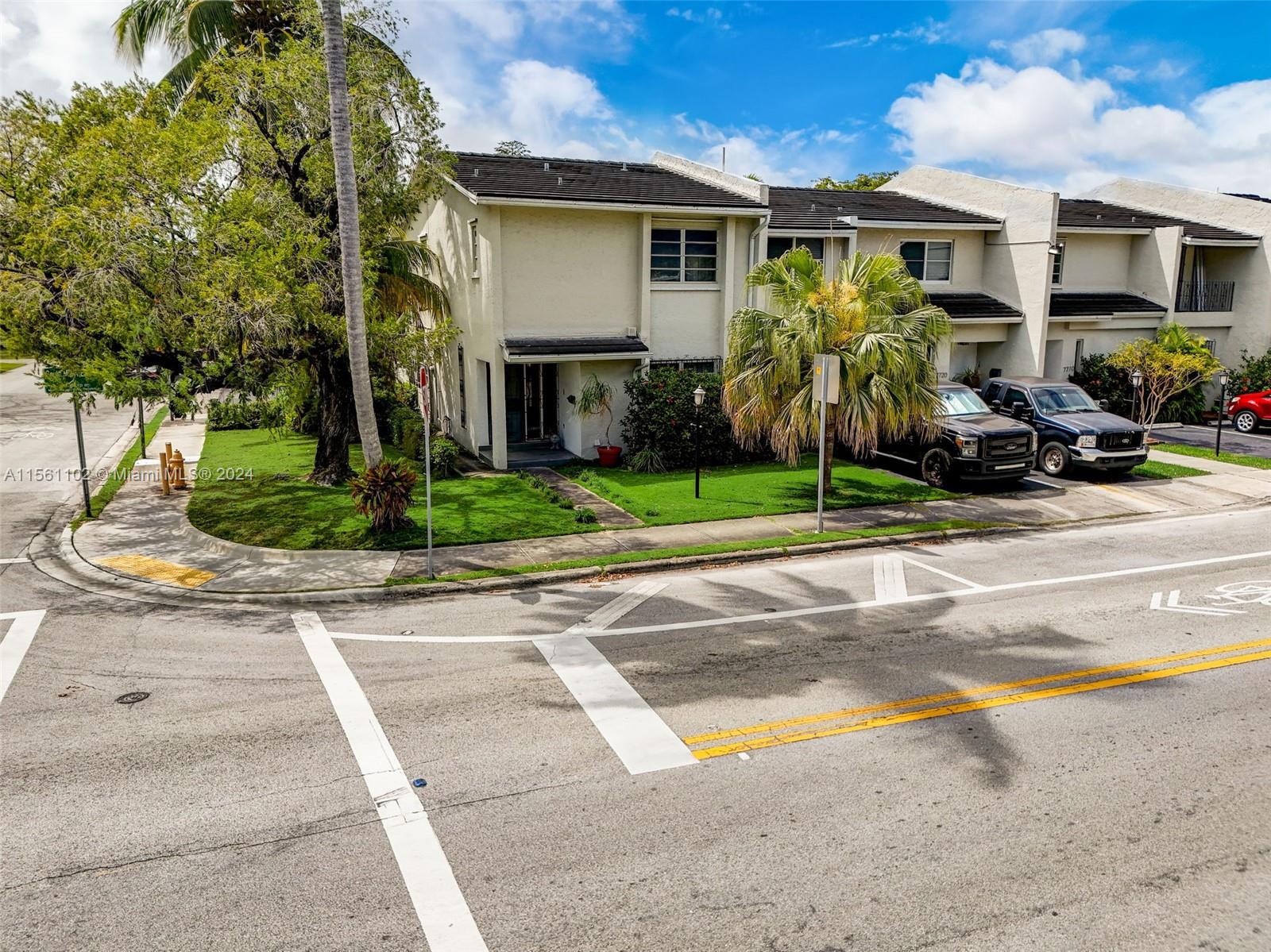 7730 SW 62nd Ave 3A, South Miami, Florida 33143, 2 Bedrooms Bedrooms, ,2 BathroomsBathrooms,Residential,For Sale,7730 SW 62nd Ave 3A,A11561102