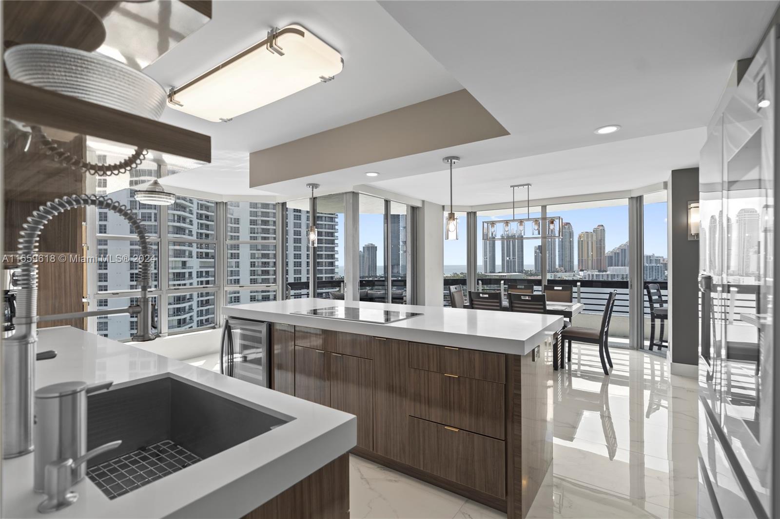 3600 Mystic Pointe Dr LPH13, Aventura, Florida 33180, 2 Bedrooms Bedrooms, ,2 BathroomsBathrooms,Residential,For Sale,3600 Mystic Pointe Dr LPH13,A11559618