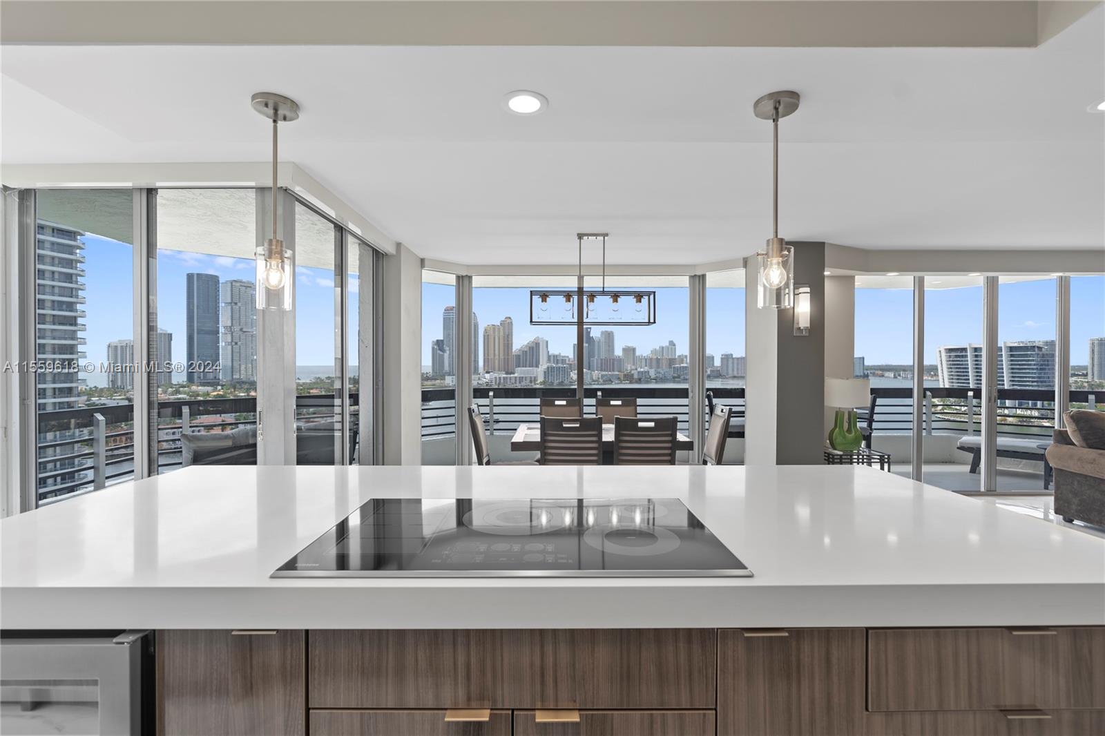 3600 Mystic Pointe Dr LPH13, Aventura, Florida 33180, 2 Bedrooms Bedrooms, ,2 BathroomsBathrooms,Residential,For Sale,3600 Mystic Pointe Dr LPH13,A11559618