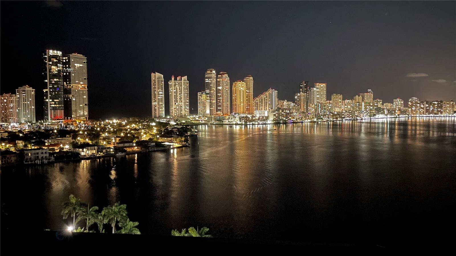 3600 Mystic Pointe Dr LPH13, Aventura, Florida 33180, 2 Bedrooms Bedrooms, ,2 BathroomsBathrooms,Residential,For Sale,3600 Mystic Pointe Dr LPH13,A11559618