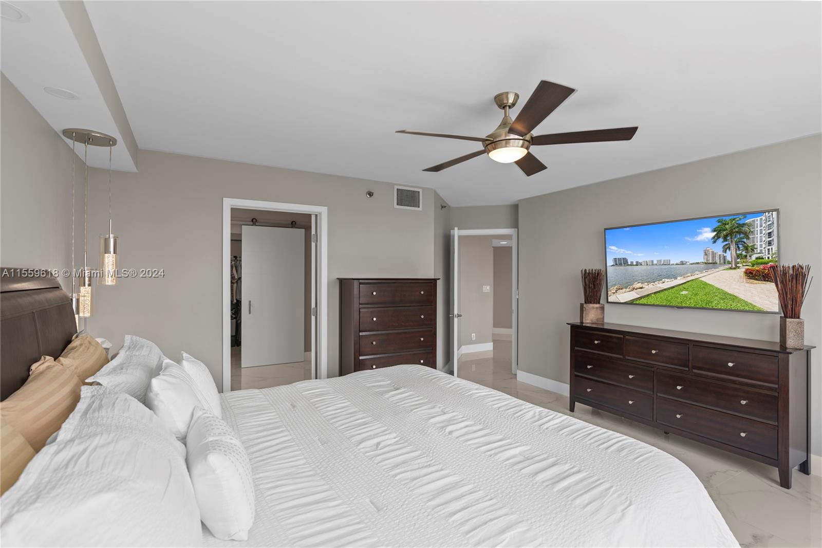 3600 Mystic Pointe Dr LPH13, Aventura, Florida 33180, 2 Bedrooms Bedrooms, ,2 BathroomsBathrooms,Residential,For Sale,3600 Mystic Pointe Dr LPH13,A11559618