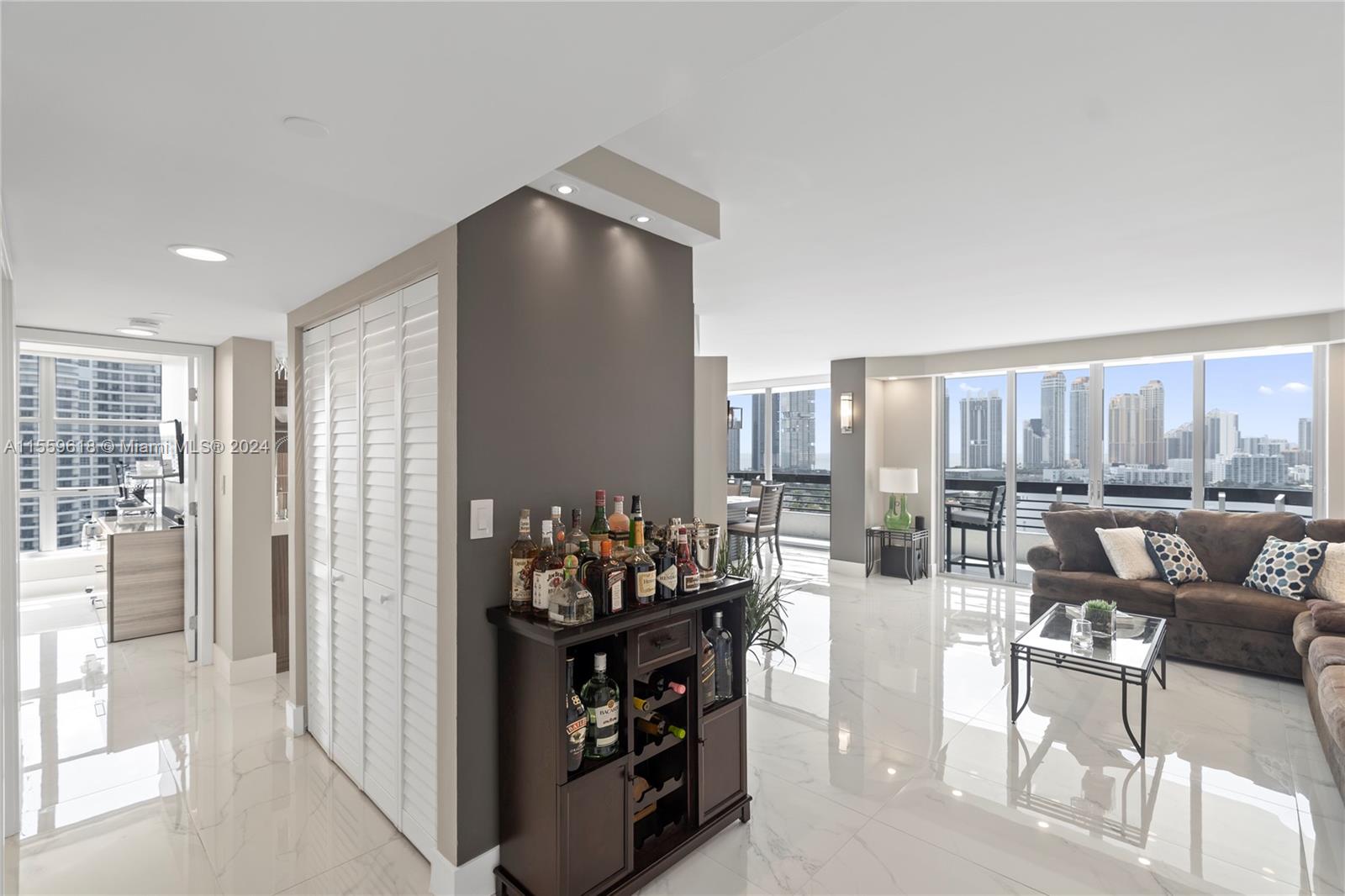 3600 Mystic Pointe Dr LPH13, Aventura, Florida 33180, 2 Bedrooms Bedrooms, ,2 BathroomsBathrooms,Residential,For Sale,3600 Mystic Pointe Dr LPH13,A11559618