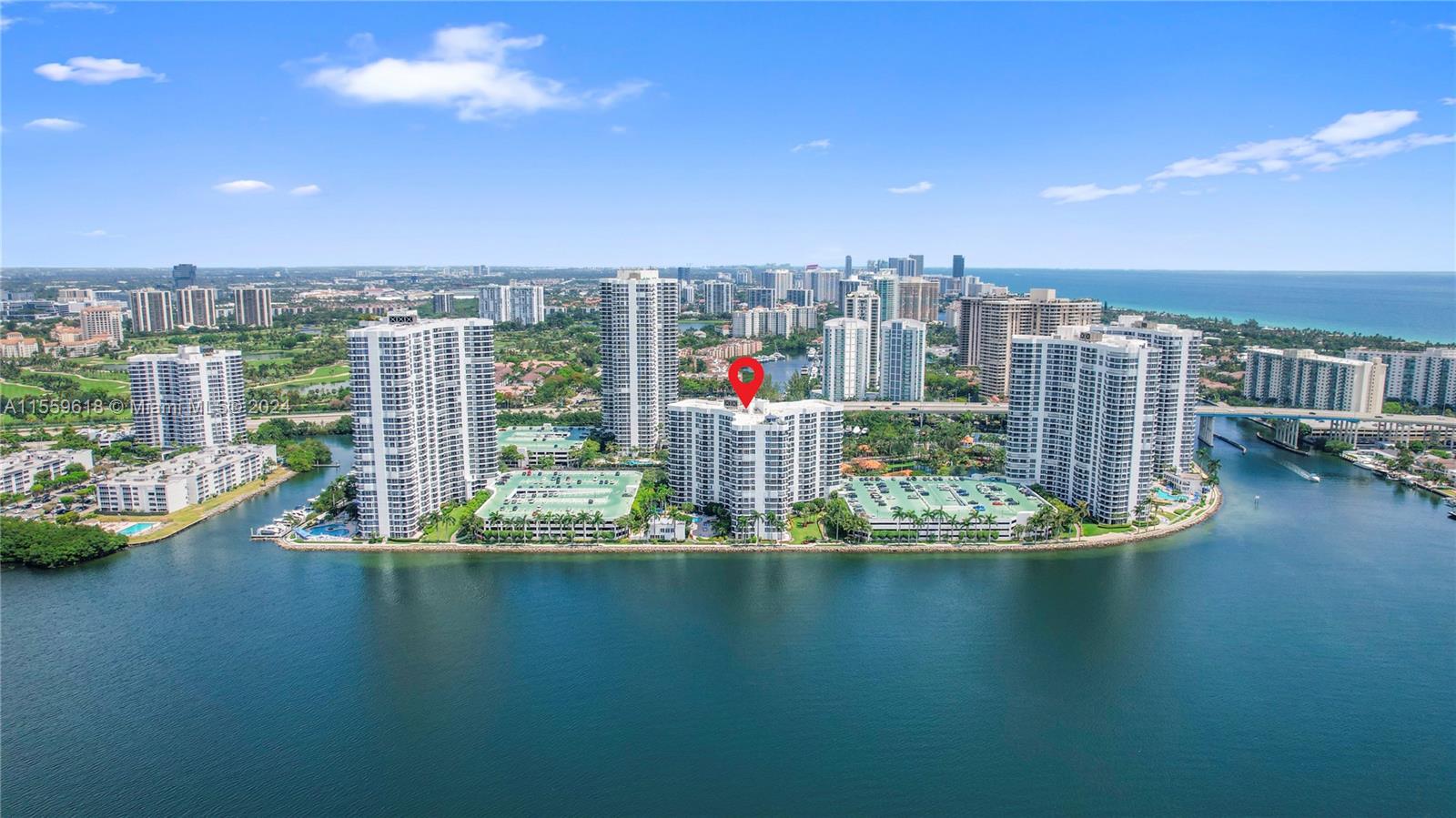 3600 Mystic Pointe Dr LPH13, Aventura, Florida 33180, 2 Bedrooms Bedrooms, ,2 BathroomsBathrooms,Residential,For Sale,3600 Mystic Pointe Dr LPH13,A11559618