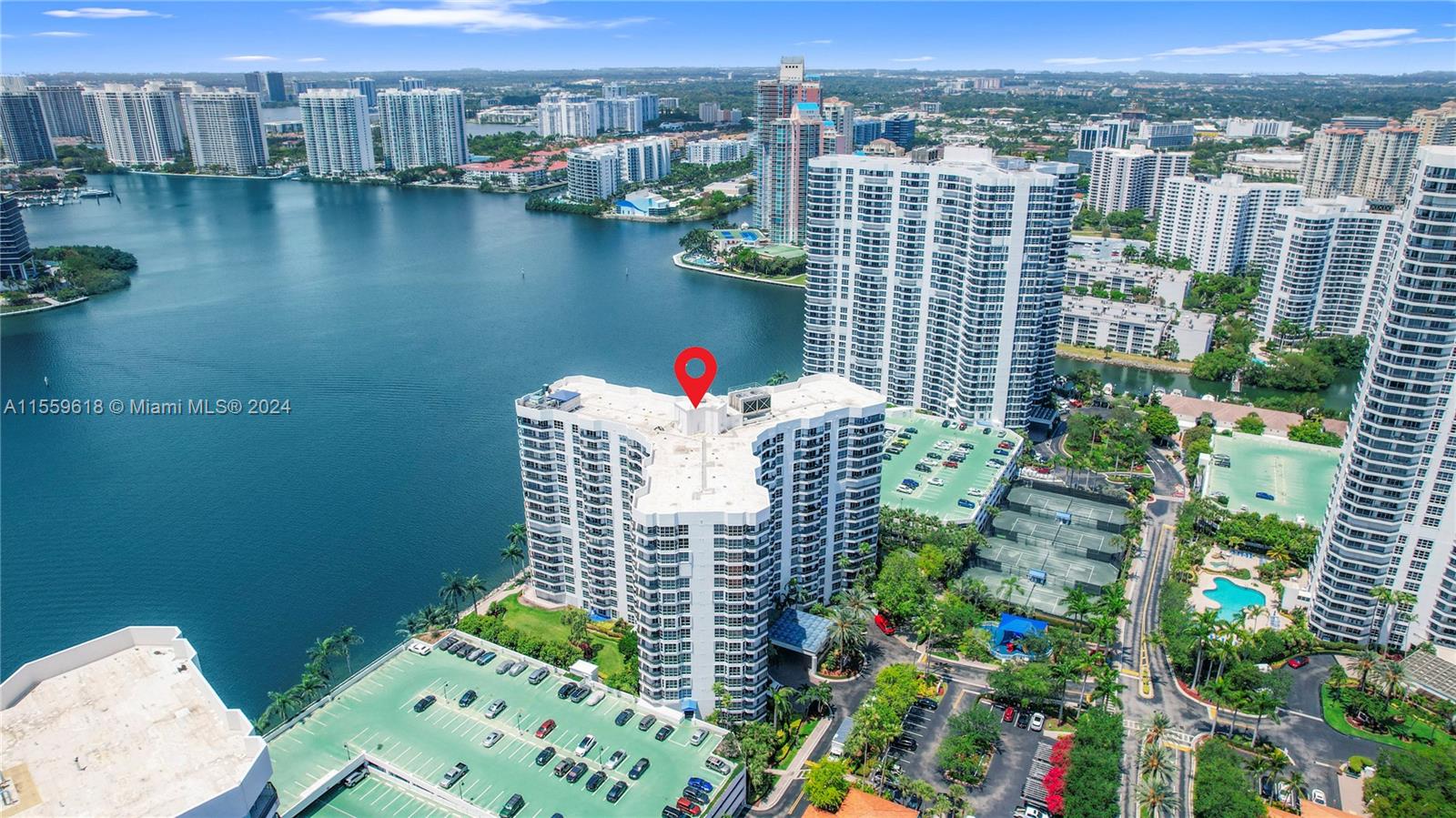 3600 Mystic Pointe Dr LPH13, Aventura, Florida 33180, 2 Bedrooms Bedrooms, ,2 BathroomsBathrooms,Residential,For Sale,3600 Mystic Pointe Dr LPH13,A11559618