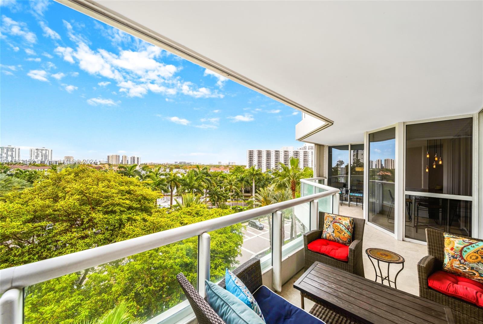 21205 Yacht Club Dr 703, Aventura, Florida 33180, 3 Bedrooms Bedrooms, ,2 BathroomsBathrooms,Residential,For Sale,21205 Yacht Club Dr 703,A11561152