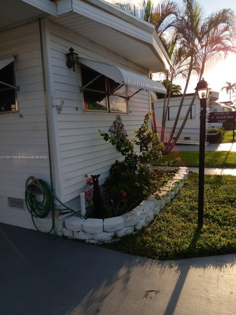 3229 S Florida st, Hollywood, Florida 33021, 3 Bedrooms Bedrooms, ,3 BathroomsBathrooms,Residential,For Sale,3229 S Florida st,A11561183