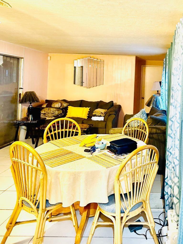 3229 S Florida st, Hollywood, Florida 33021, 3 Bedrooms Bedrooms, ,3 BathroomsBathrooms,Residential,For Sale,3229 S Florida st,A11561183