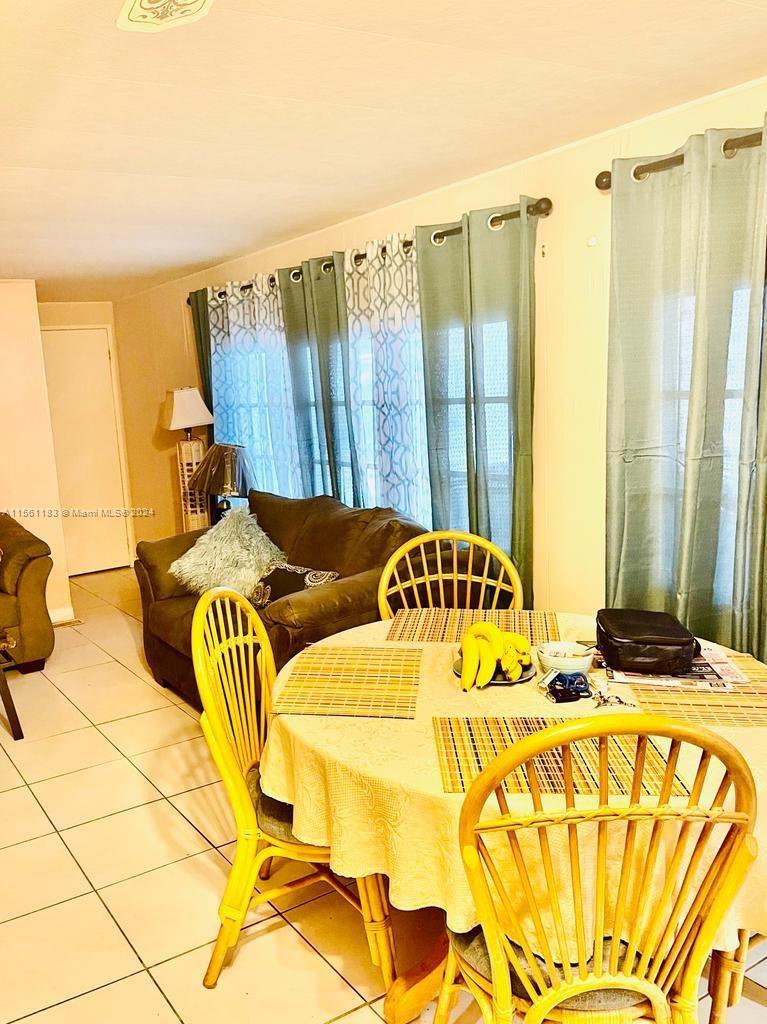 3229 S Florida st, Hollywood, Florida 33021, 3 Bedrooms Bedrooms, ,3 BathroomsBathrooms,Residential,For Sale,3229 S Florida st,A11561183