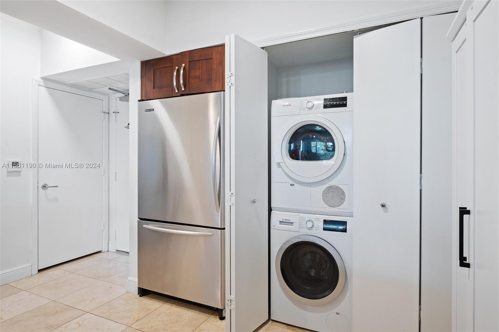 20000 E Country Club Dr 314, Aventura, Florida 33180, 2 Bedrooms Bedrooms, ,2 BathroomsBathrooms,Residential,For Sale,20000 E Country Club Dr 314,A11561190